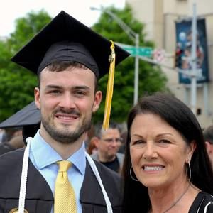 Meet your Posher, Cameron